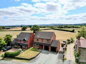 Photo 27- click for photo gallery